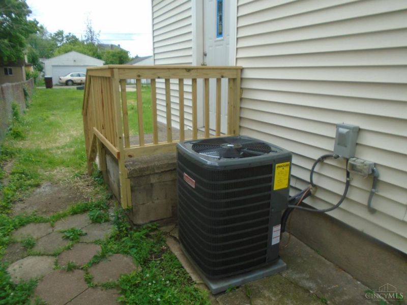 263 Whittaker Avenue, New Miami, OH 45011 Photo 4