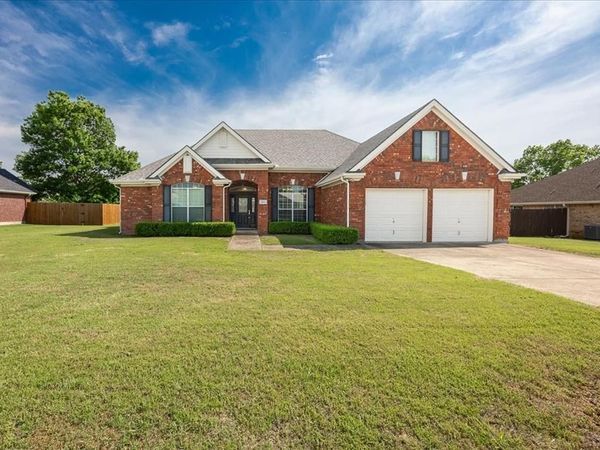 265 Old Spanish Trail, Valley View, TX 76272