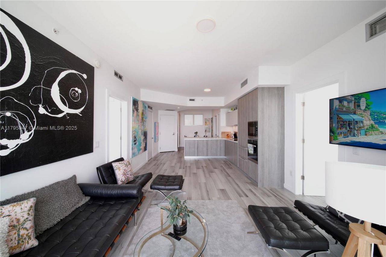 2900 NE 7th Ave, Unit 1705, Miami, FL 33137 Photo