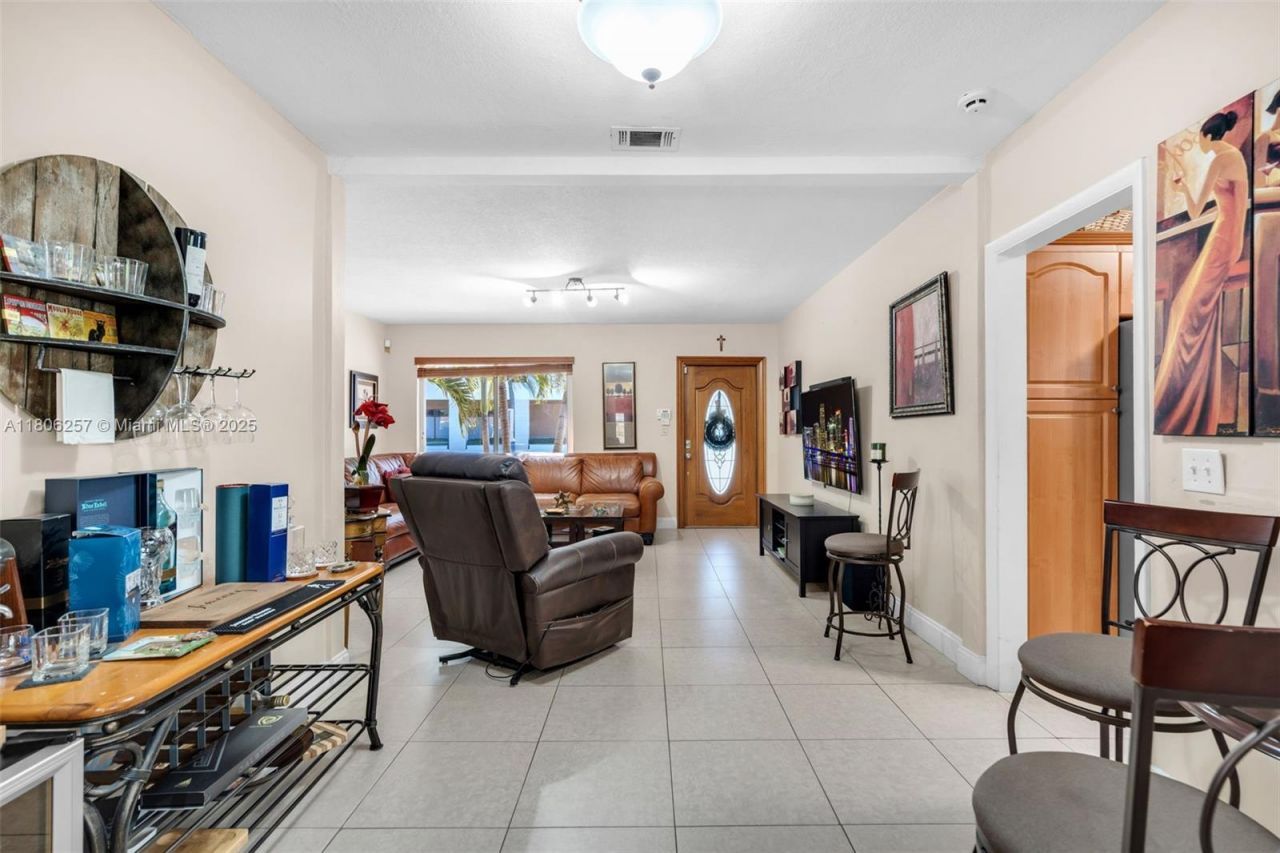 1901 SW 37th Ave, Miami, FL 33145 Photo