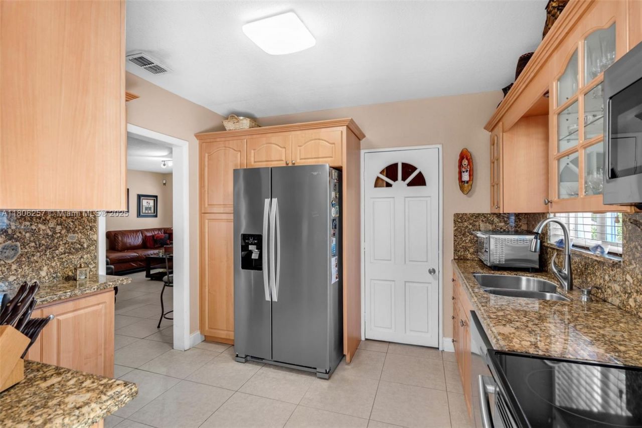 1901 SW 37th Ave, Miami, FL 33145 Photo