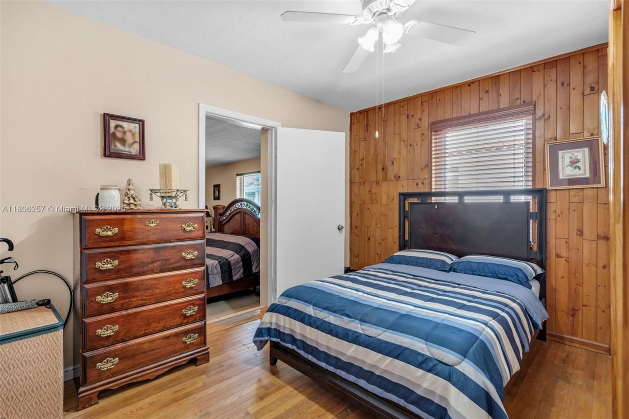 1901 SW 37th Ave, Miami, FL 33145 Photo