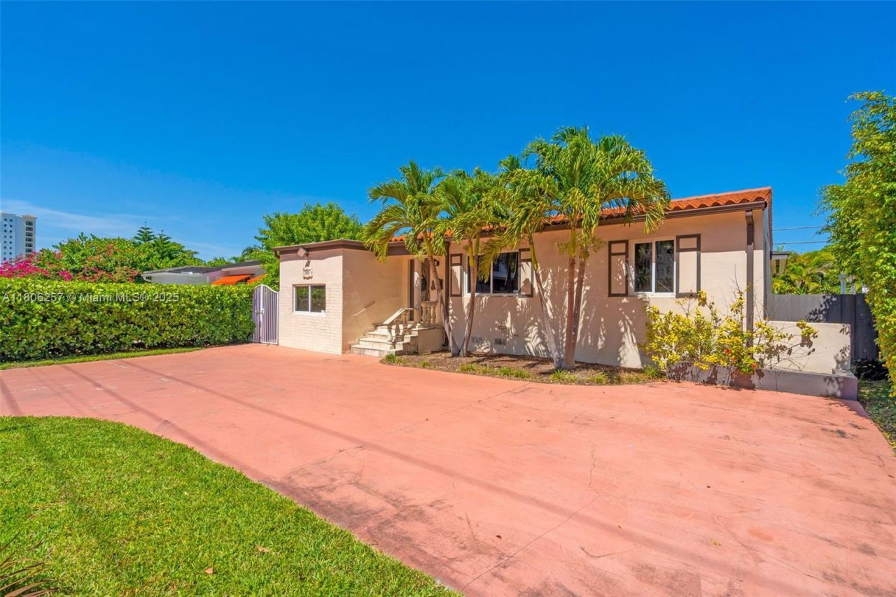 1901 SW 37th Ave, Miami, FL 33145 Photo