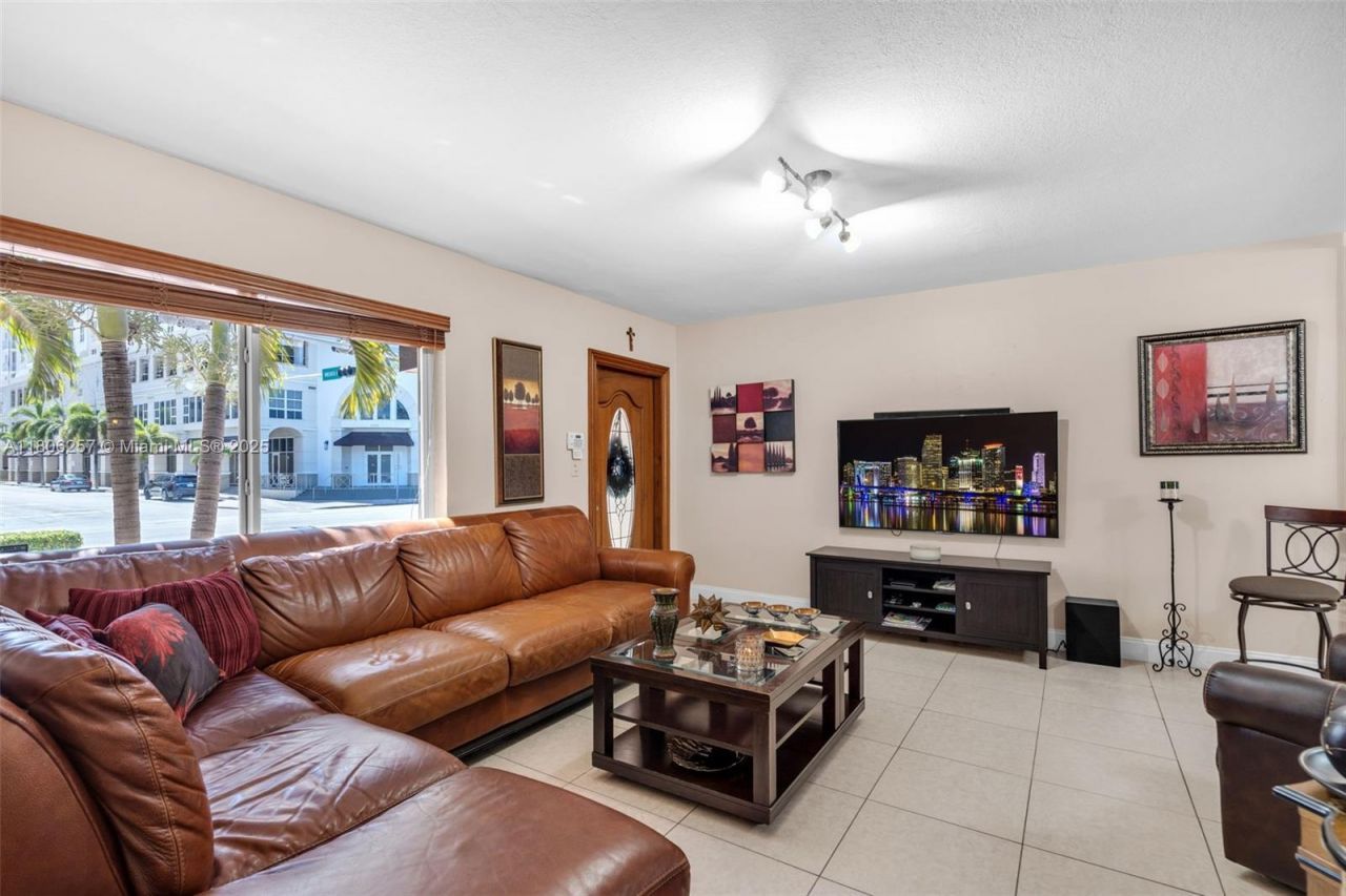 1901 SW 37th Ave, Miami, FL 33145 Photo