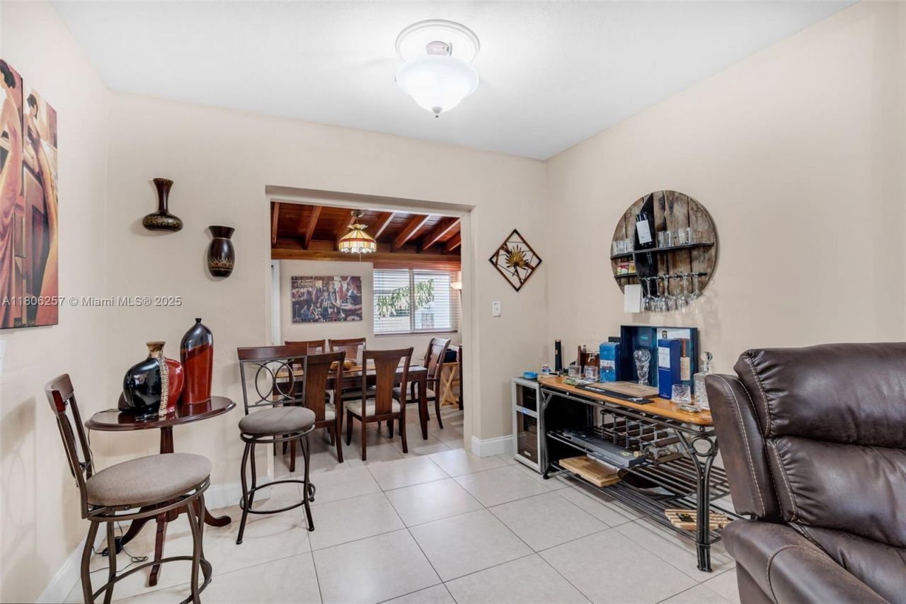 1901 SW 37th Ave, Miami, FL 33145 Photo