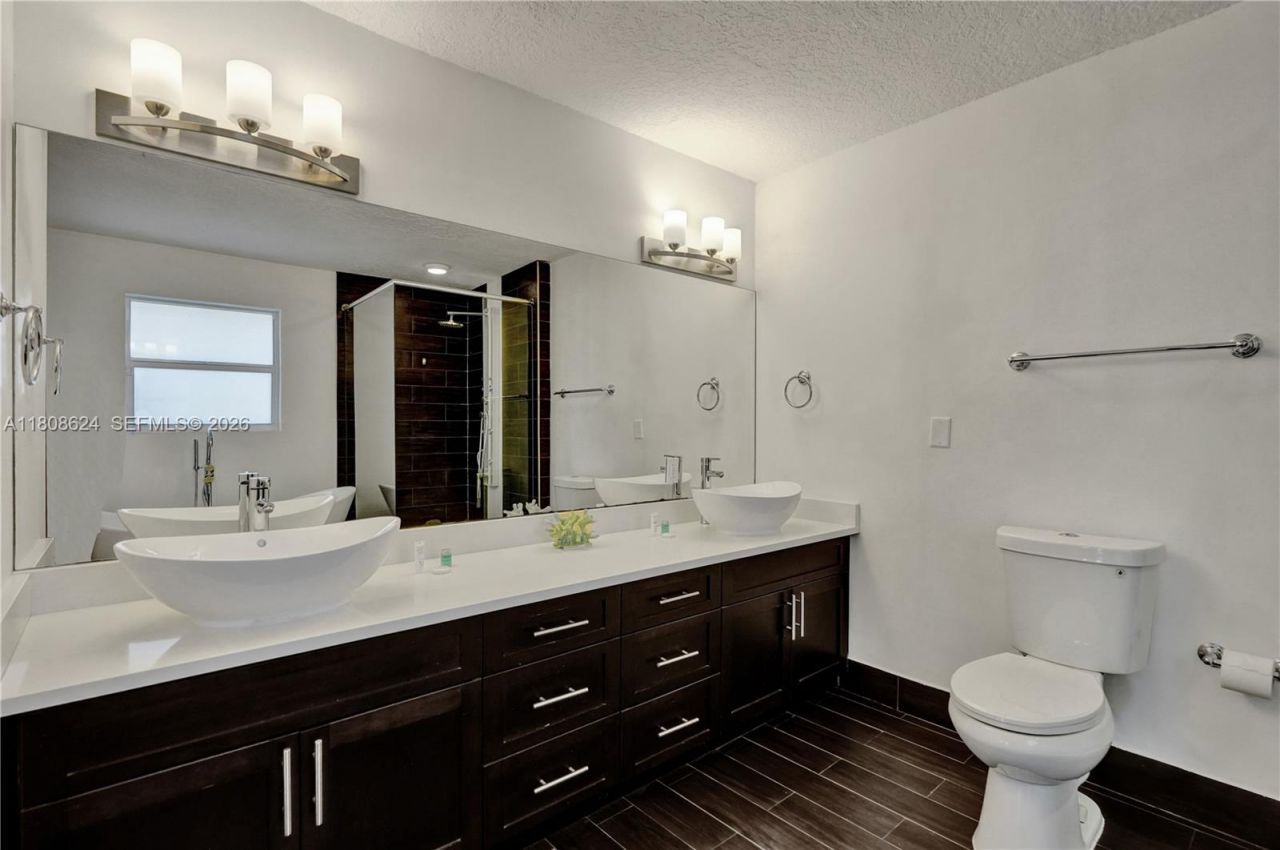 3100 NE 56th Ct, Fort Lauderdale, FL 33308 Photo