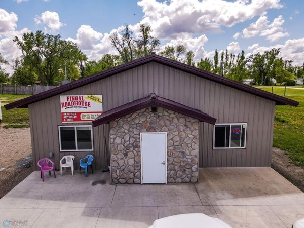329 3rd Street, Fingal, ND 58031