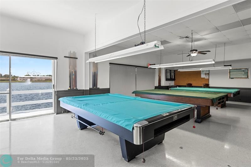 925 SW 11th Avenue, Unit J-17, Hallandale Beach, FL 33009 Photo