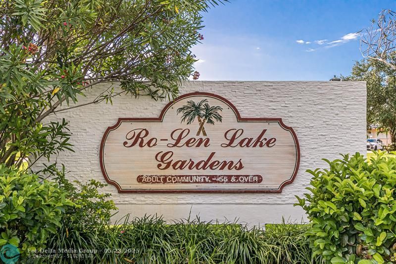 925 SW 11th Avenue, Unit J-17, Hallandale Beach, FL 33009 Photo