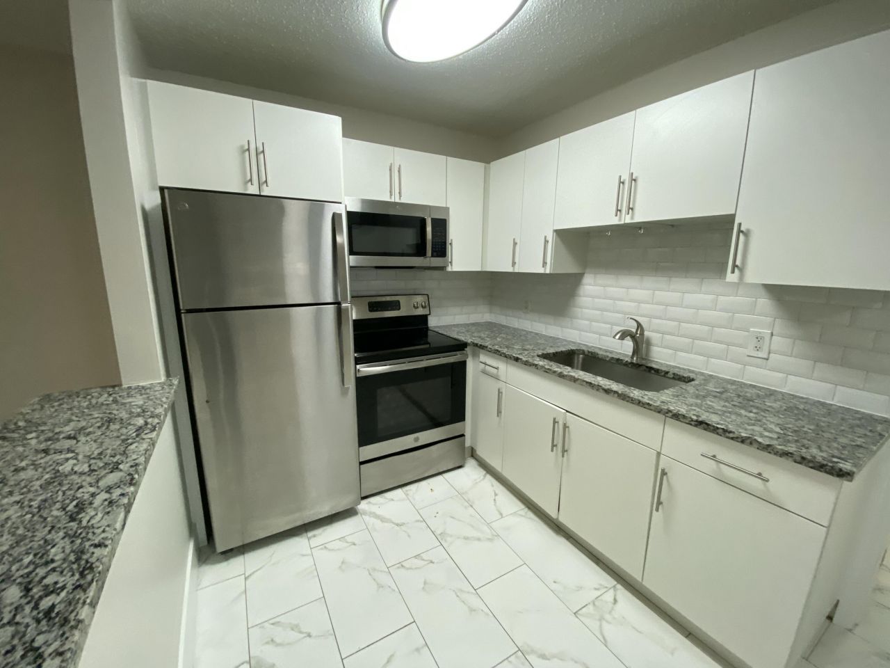 914 N Federal Highway, Unit 2, Lake Worth Beach, FL 33460 Photo