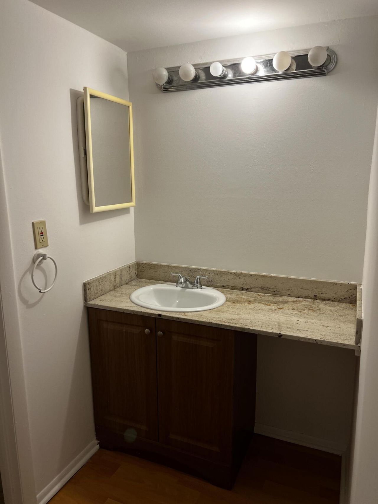 3101 N Country Club Drive, Unit 510, Aventura, FL 33180 Photo