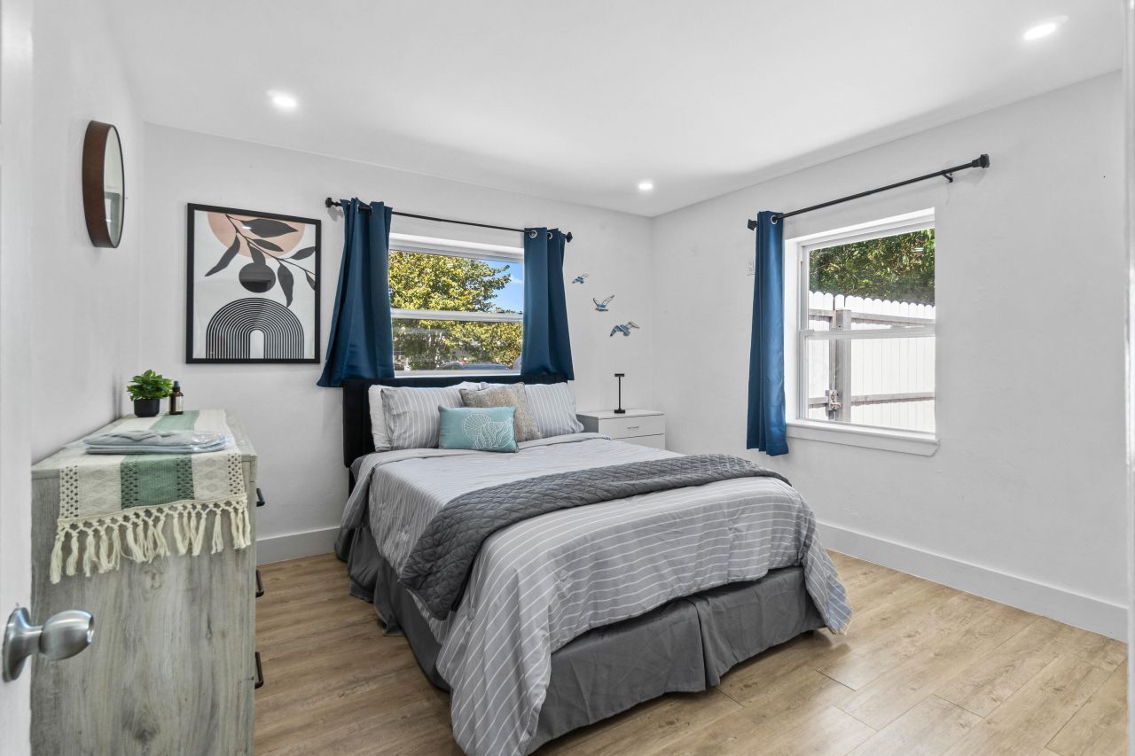 814 Franklin Road, West Palm Beach, FL 33405 Photo