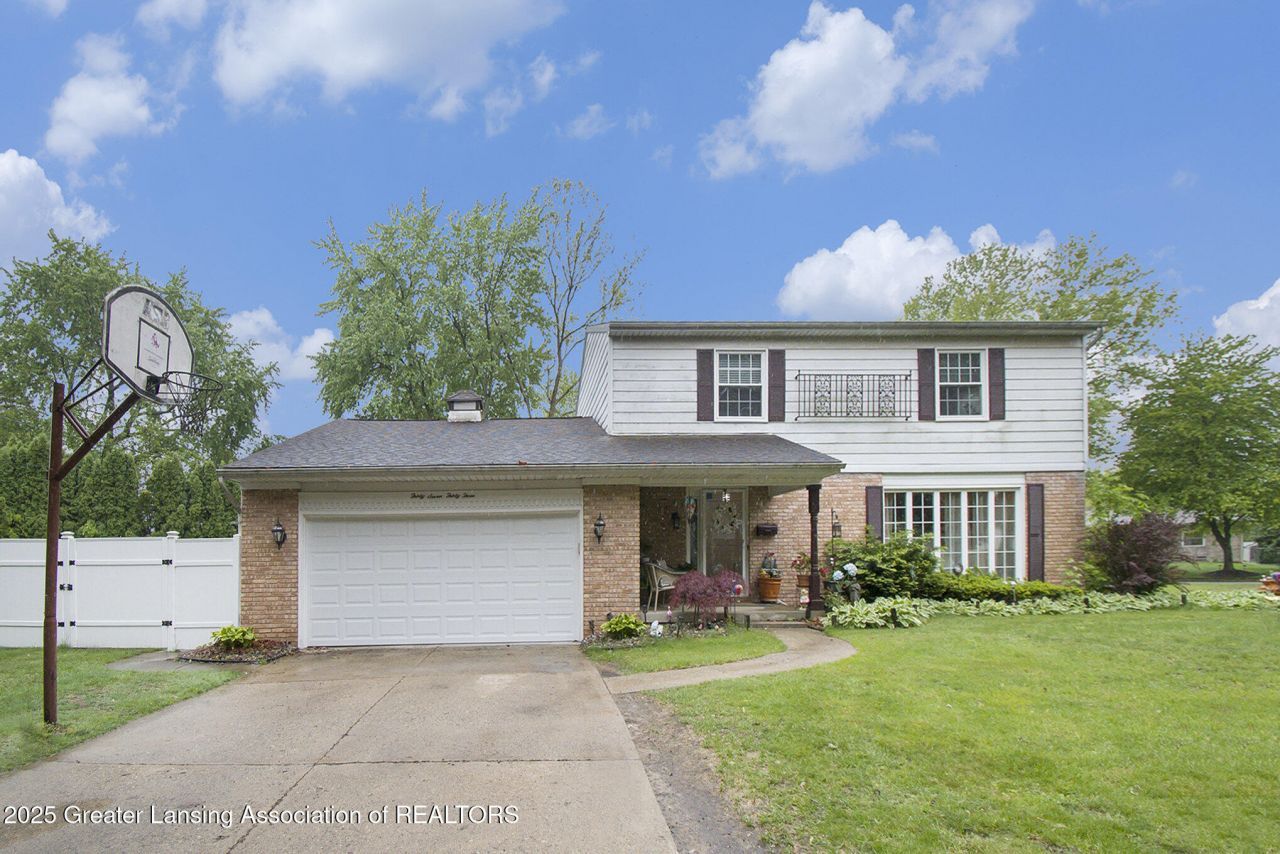 3733 Colchester Road, Lansing, MI 48906 Main Photo