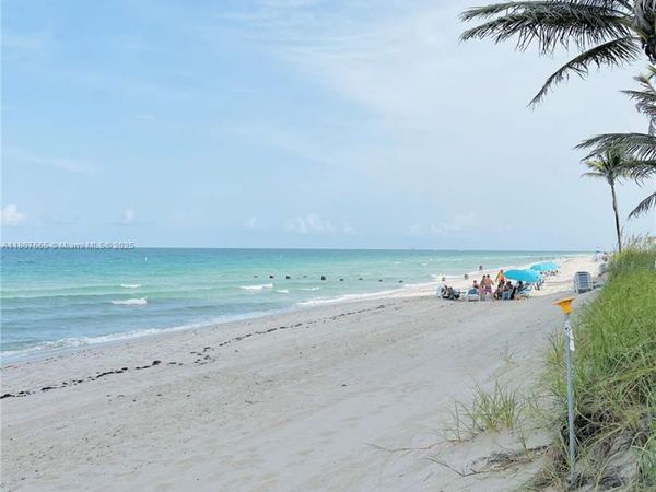 10178 Collins Ave, Unit 210, Bal Harbour, FL 33154