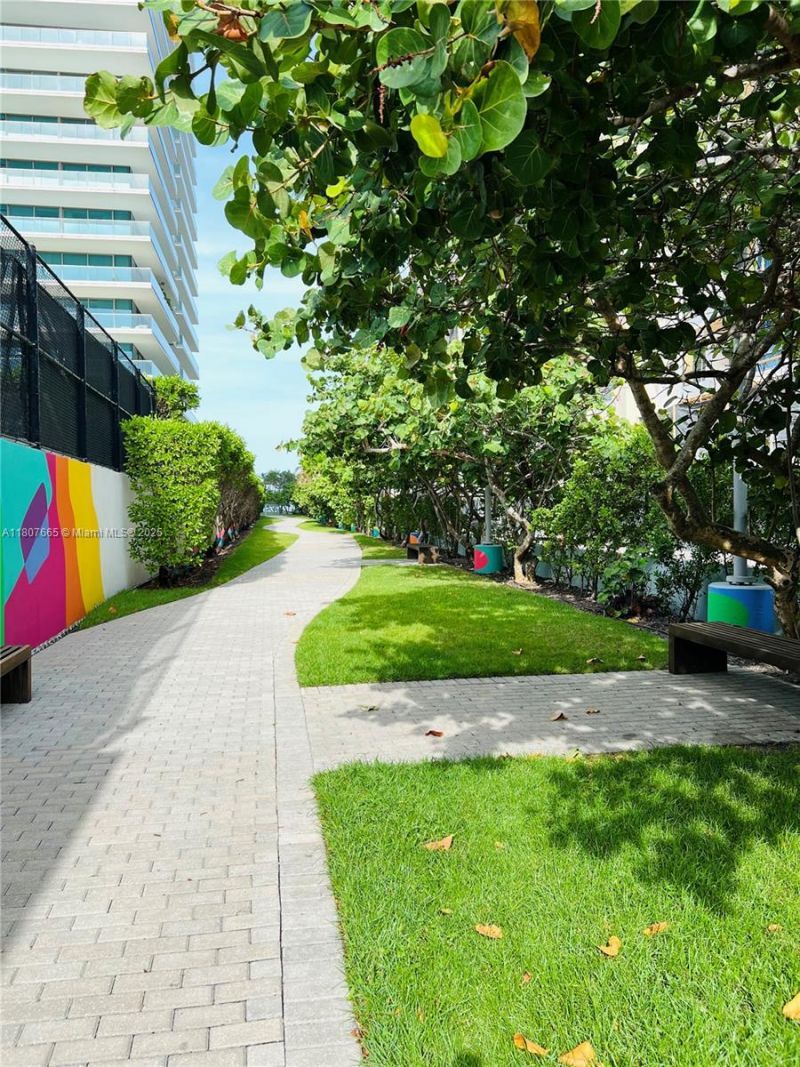 10178 Collins Ave, Unit 210, Bal Harbour, FL 33154 Photo