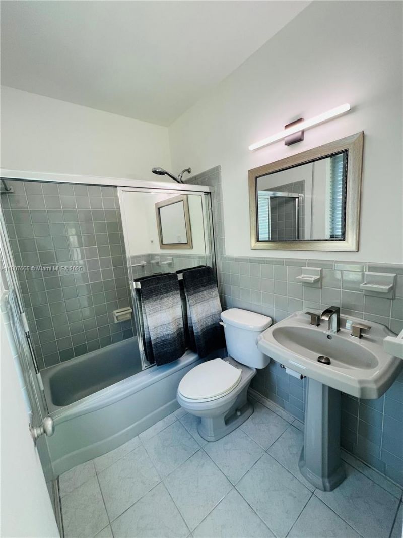 10178 Collins Ave, Unit 210, Bal Harbour, FL 33154 Photo