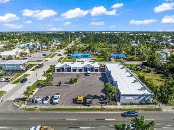 525 E Olympia AVE, PUNTA GORDA, FL 33950