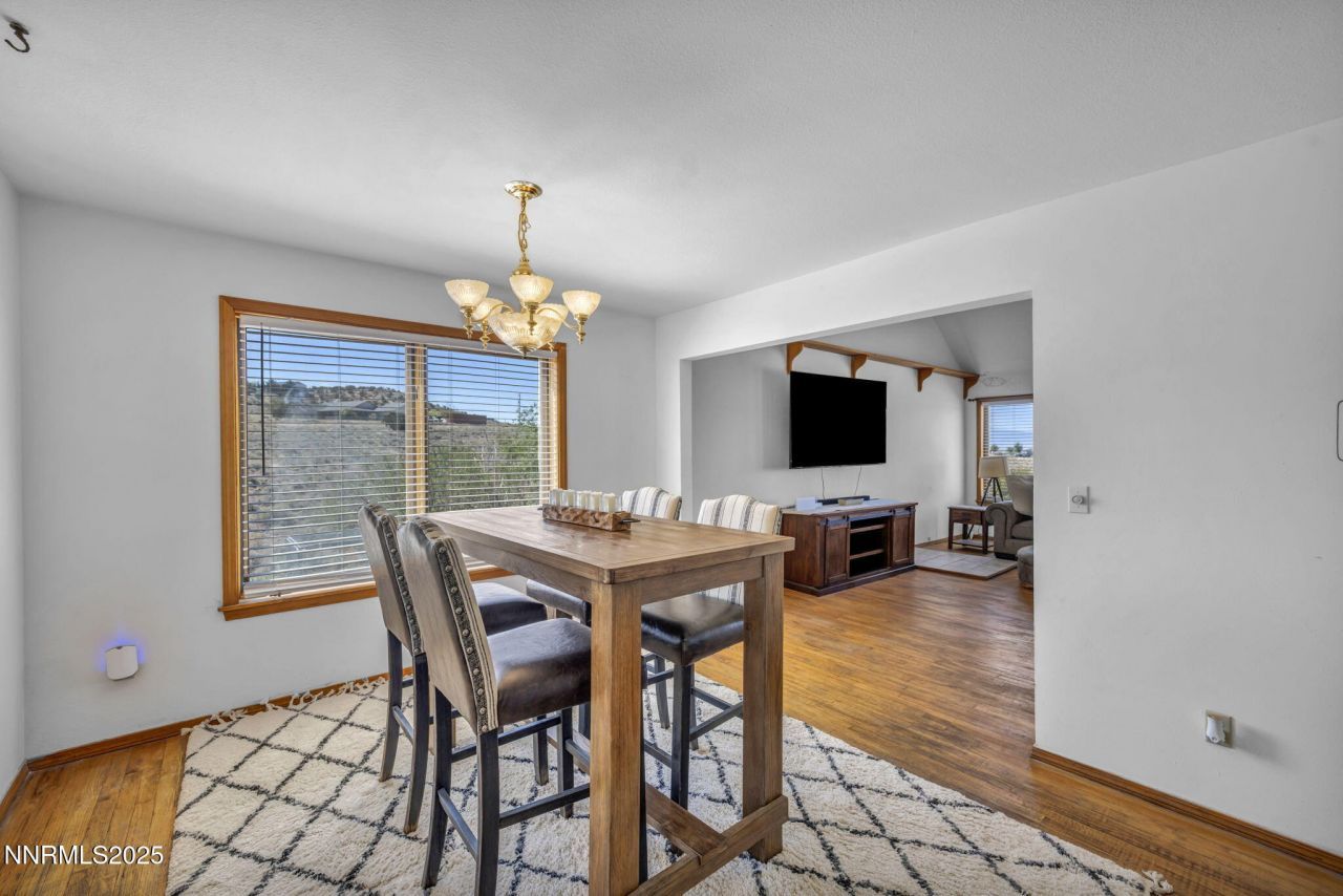 670 Valle Verde Drive, Sparks, NV 89441 Photo