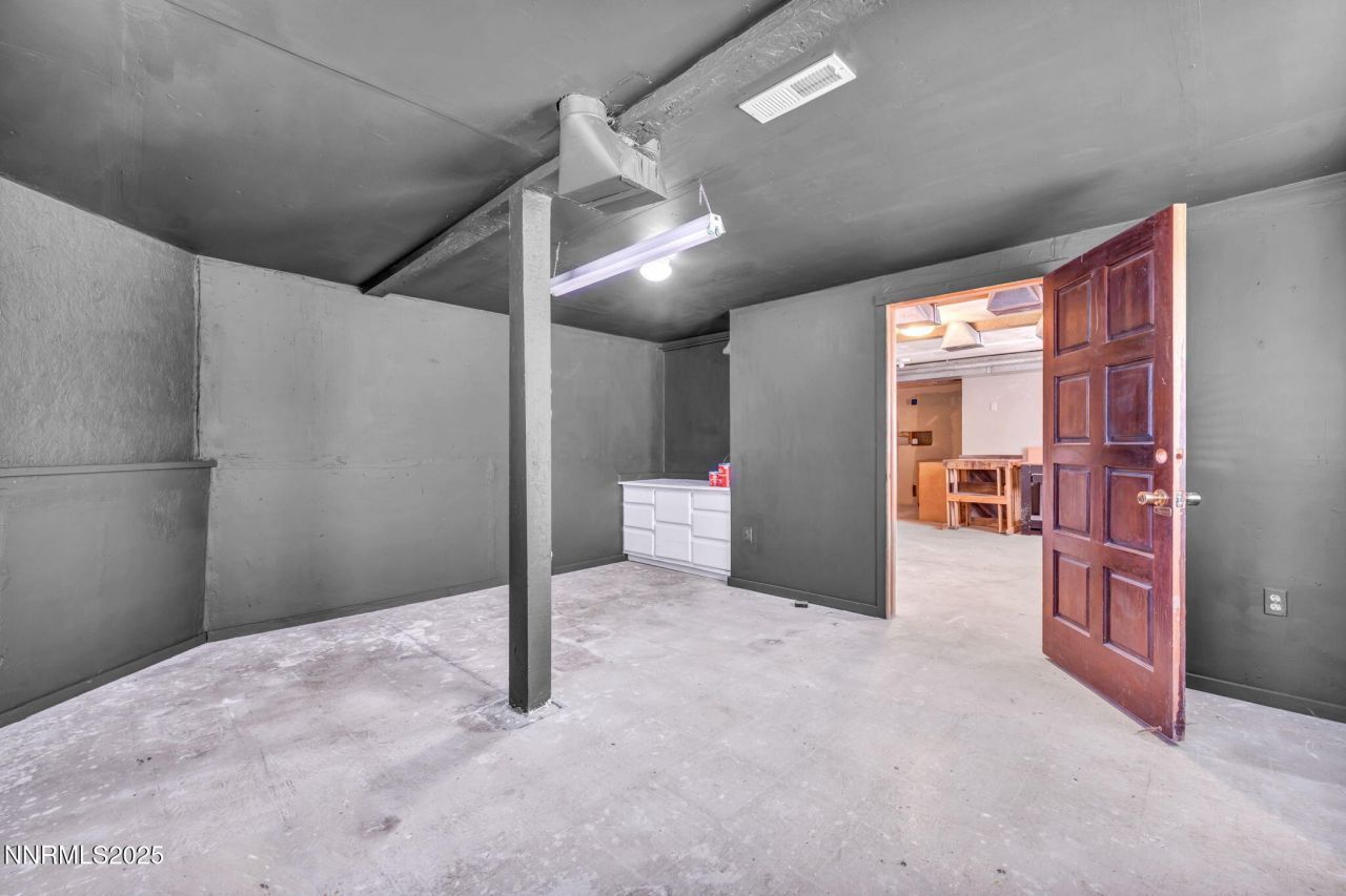 670 Valle Verde Drive, Sparks, NV 89441 Photo