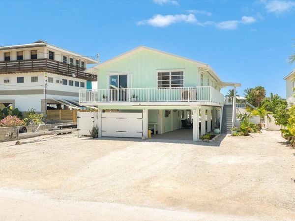 27360 St Croix Lane, Ramrod, FL 33042