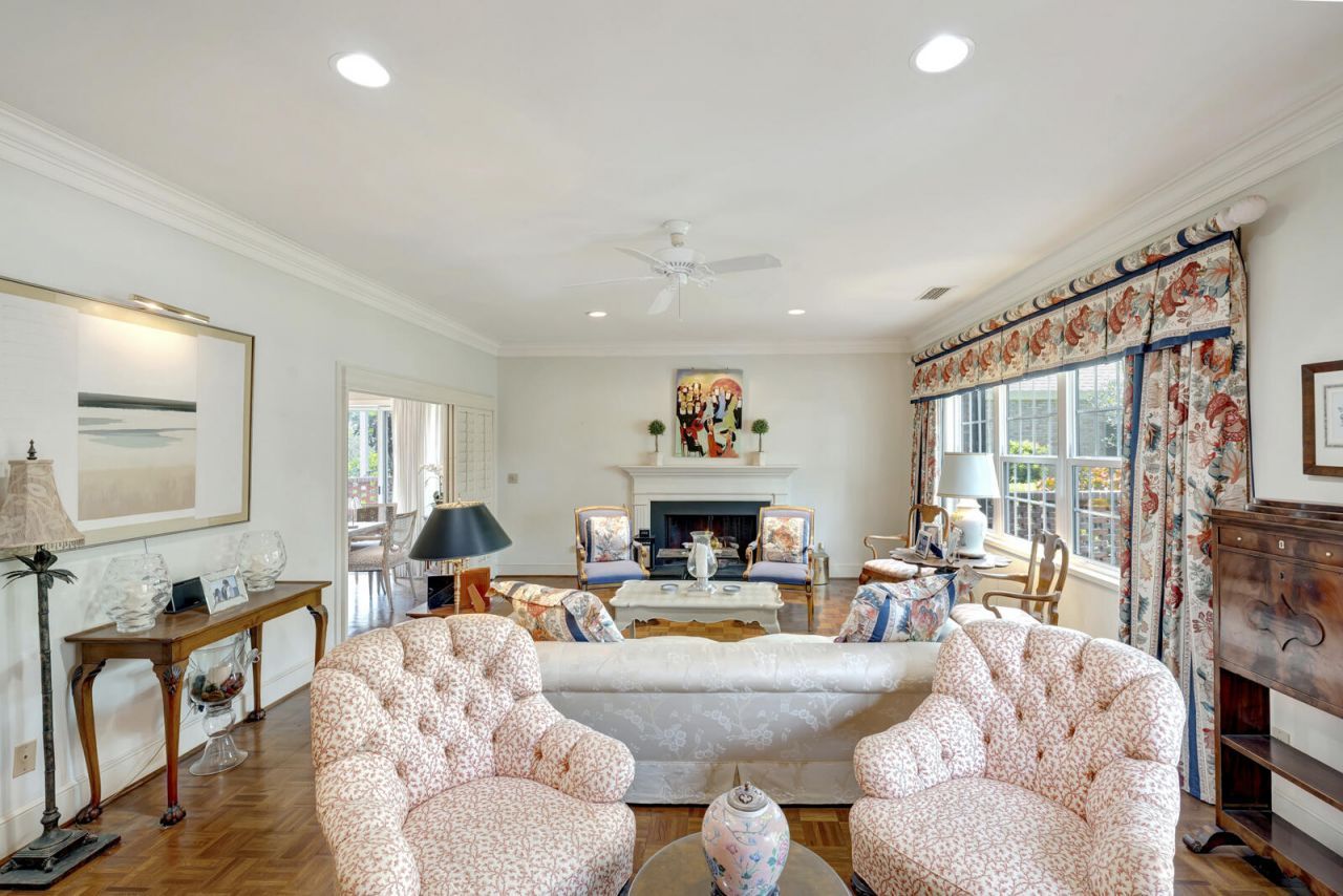 645 Riomar Drive, Vero Beach, FL 32963 Photo