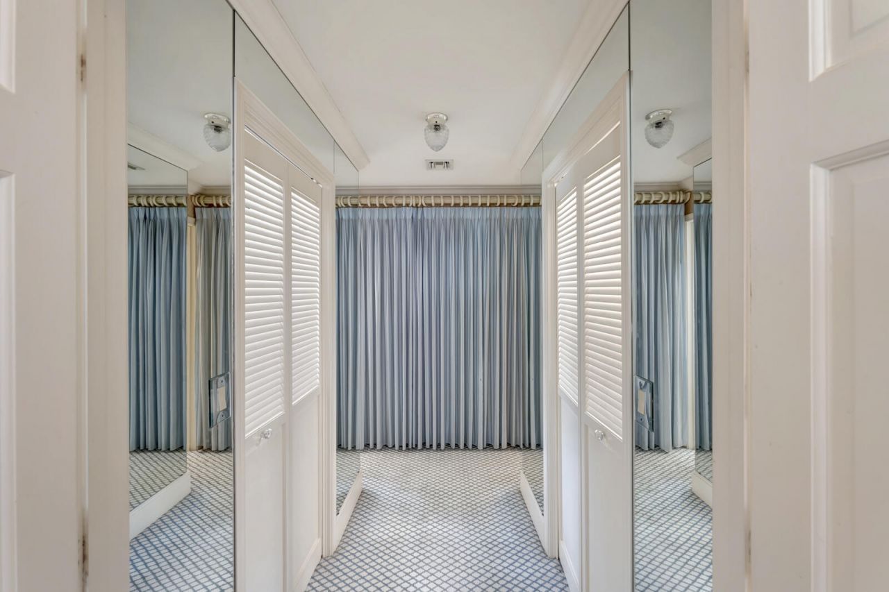 645 Riomar Drive, Vero Beach, FL 32963 Photo