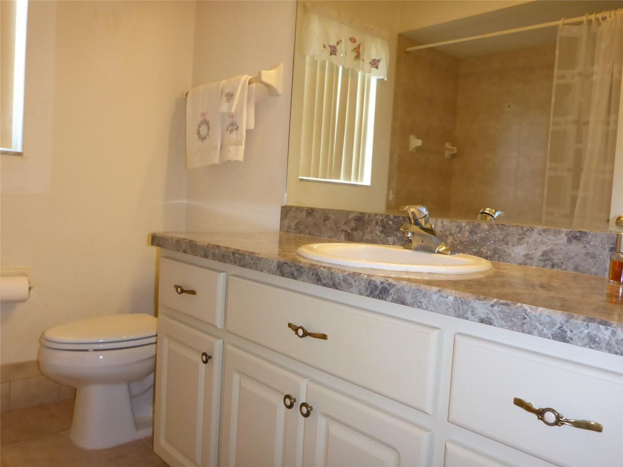 12271 Centralia Rd, Weeki Wachee, FL 34614 Photo