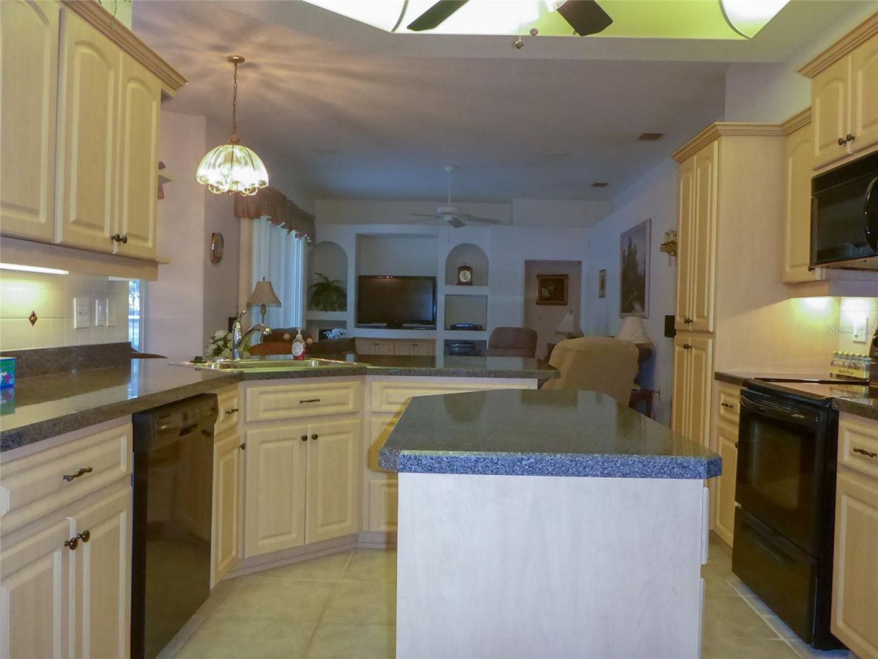 12271 Centralia Rd, Weeki Wachee, FL 34614 Photo