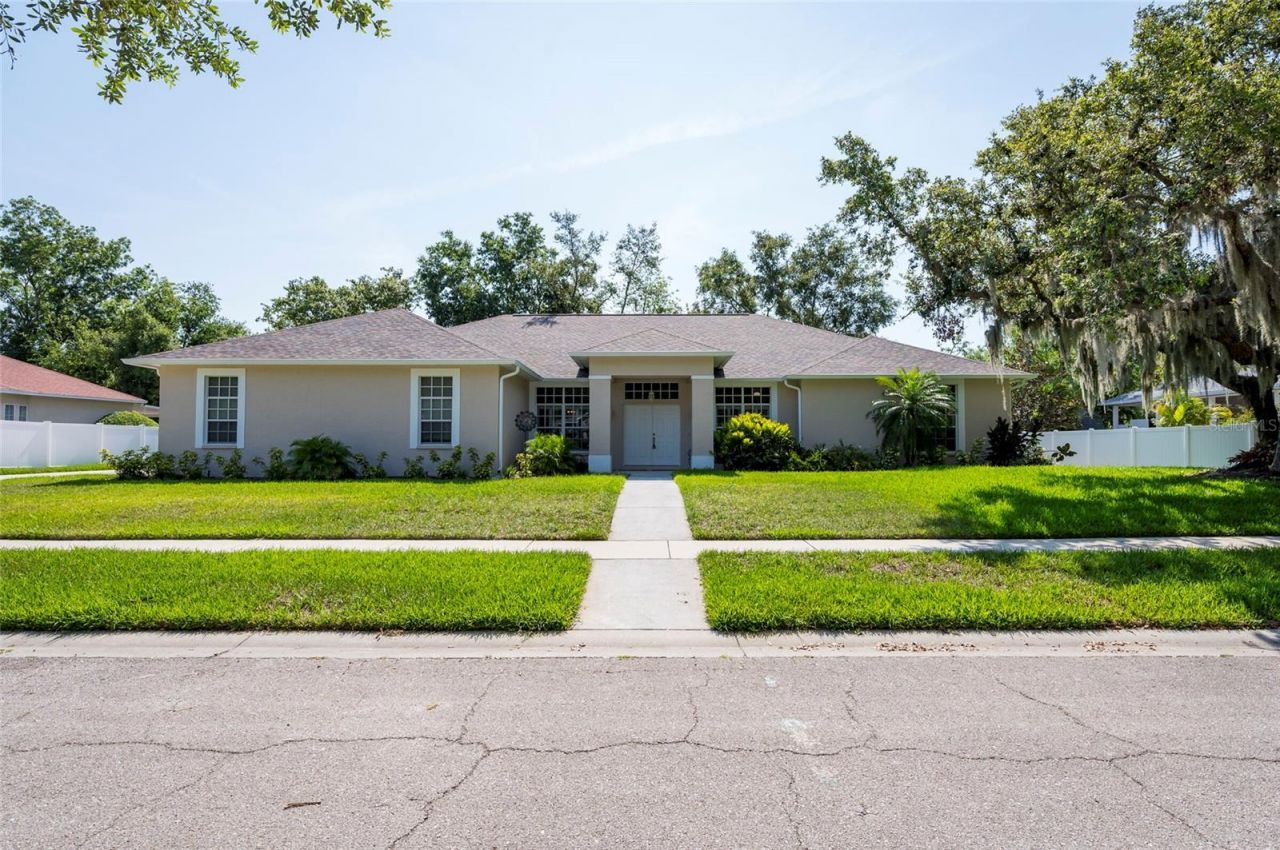 9908 Alafia River Lane, Gibsonton, FL 33534 Photo