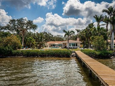 2834 PELHAM ROAD N, ST PETERSBURG, FL 33710