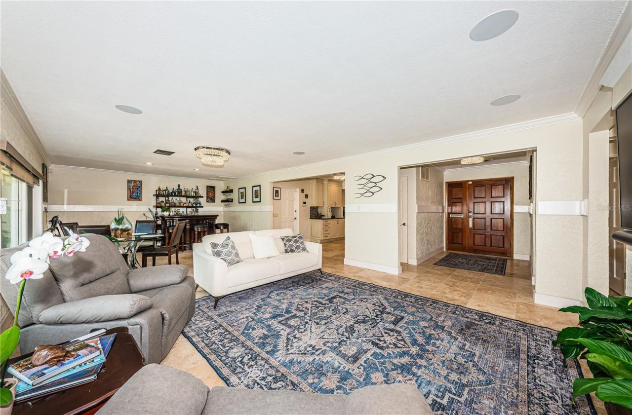 2834 Pelham Road N, Saint Petersburg, FL 33710 Photo