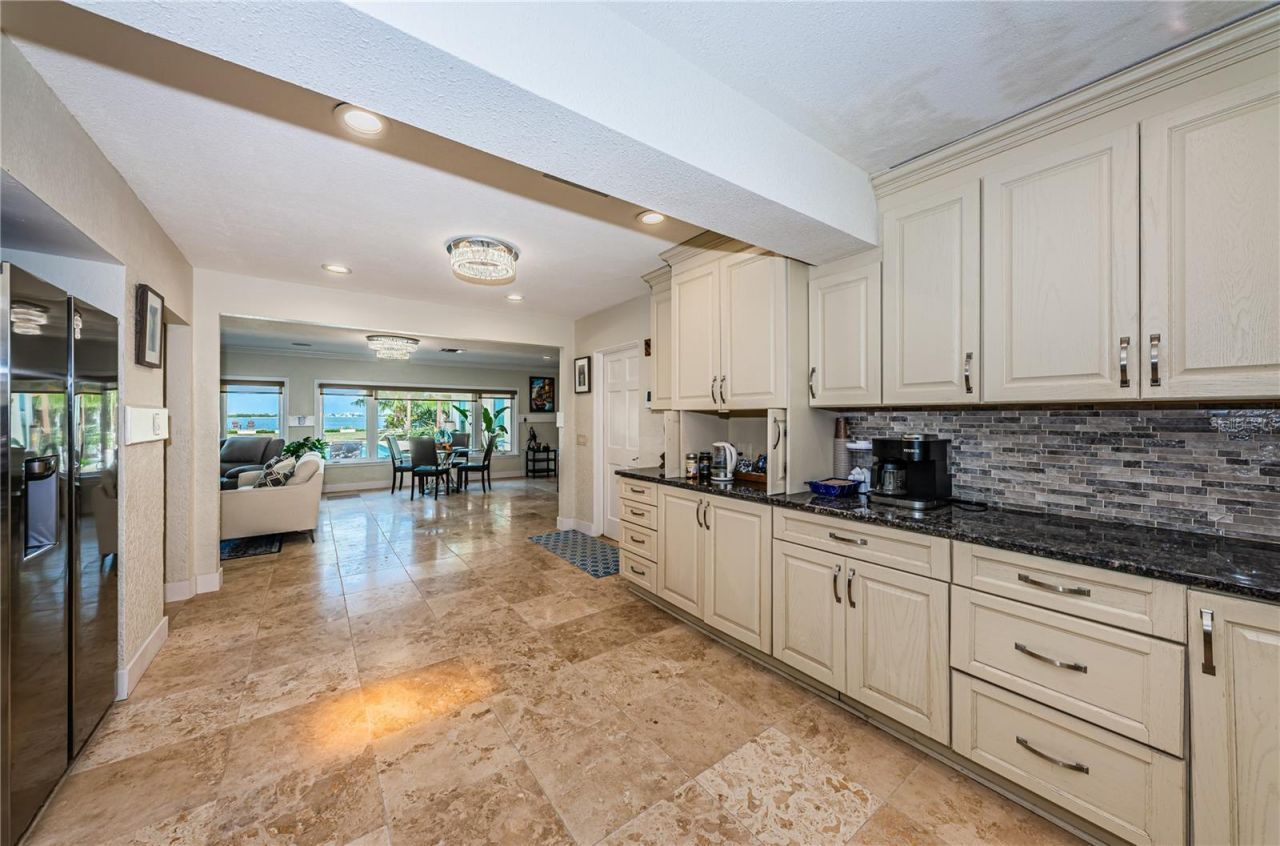 2834 Pelham Road N, Saint Petersburg, FL 33710 Photo