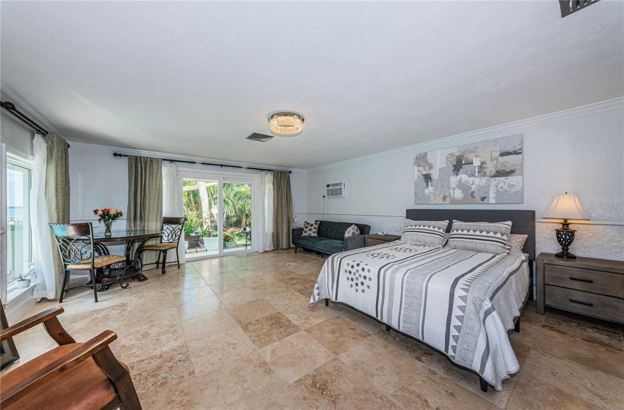 2834 Pelham Road N, Saint Petersburg, FL 33710 Photo