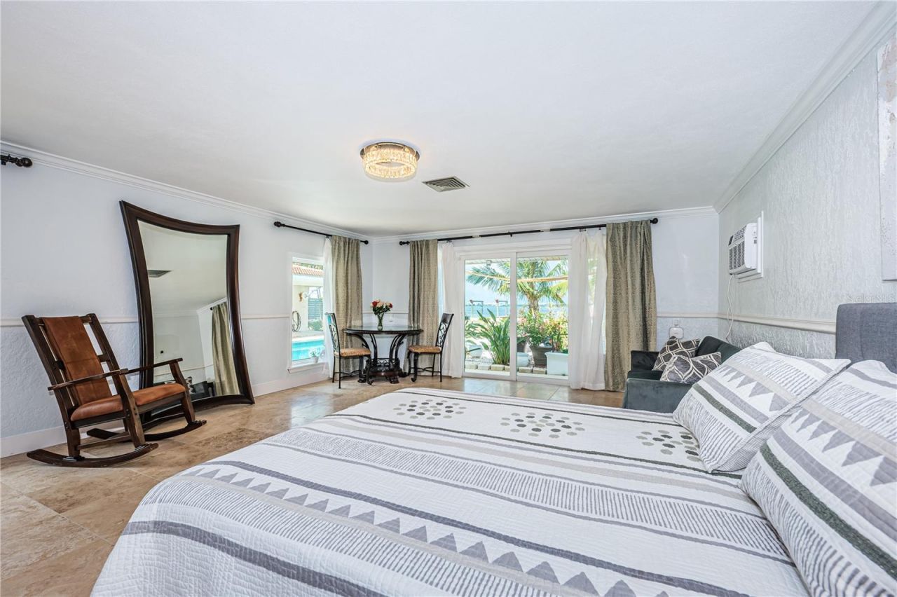 2834 Pelham Road N, Saint Petersburg, FL 33710 Photo