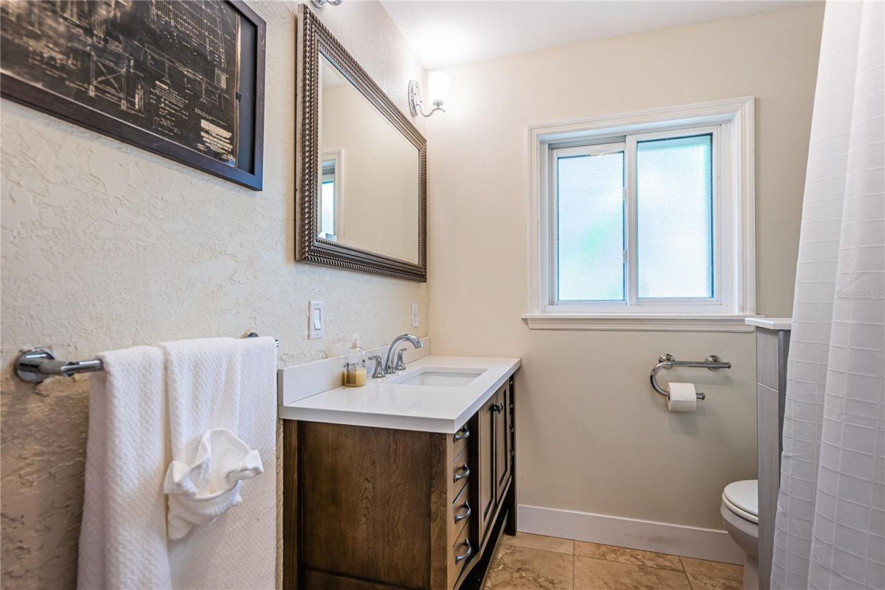 2834 Pelham Road N, Saint Petersburg, FL 33710 Photo