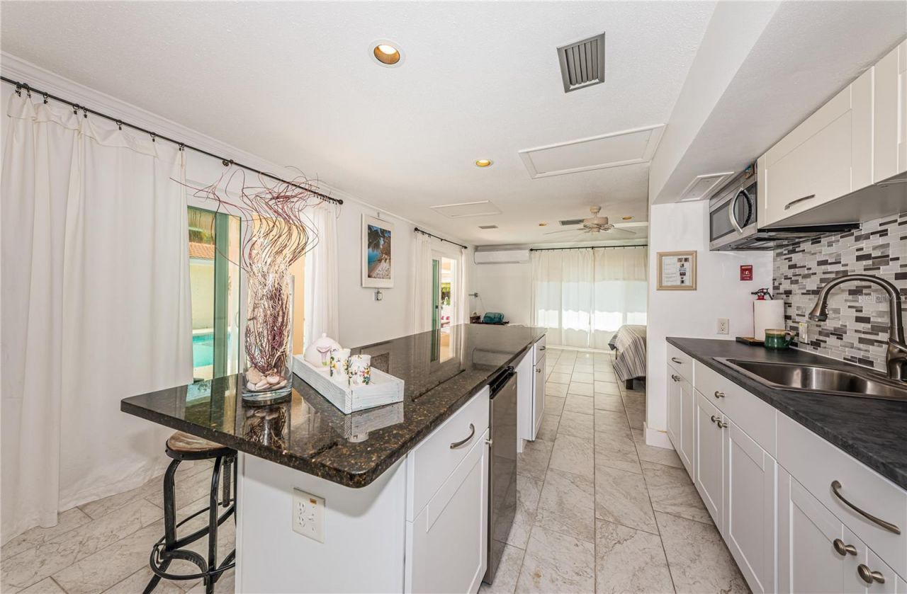 2834 Pelham Road N, Saint Petersburg, FL 33710 Photo