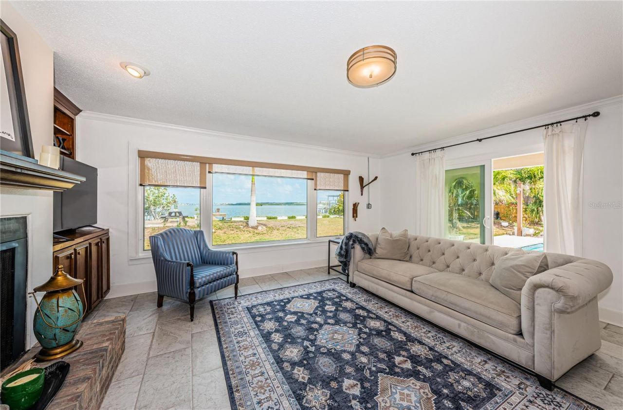 2834 Pelham Road N, Saint Petersburg, FL 33710 Photo