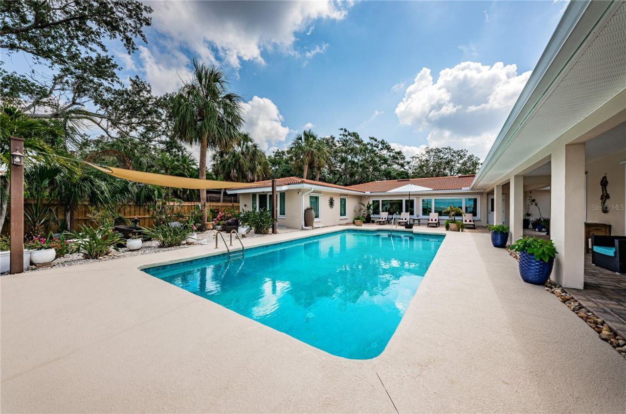 2834 Pelham Road N, Saint Petersburg, FL 33710 Photo