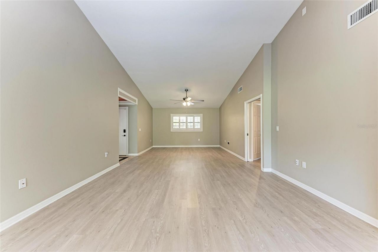 4644 Red Maple Road, Unit 1303, Bradenton, FL 34210 Photo