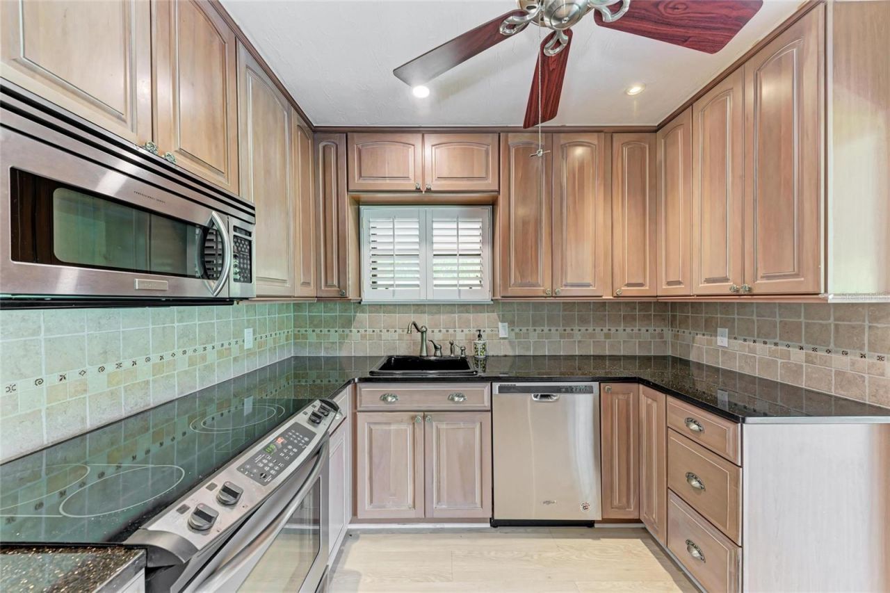 4644 Red Maple Road, Unit 1303, Bradenton, FL 34210 Photo