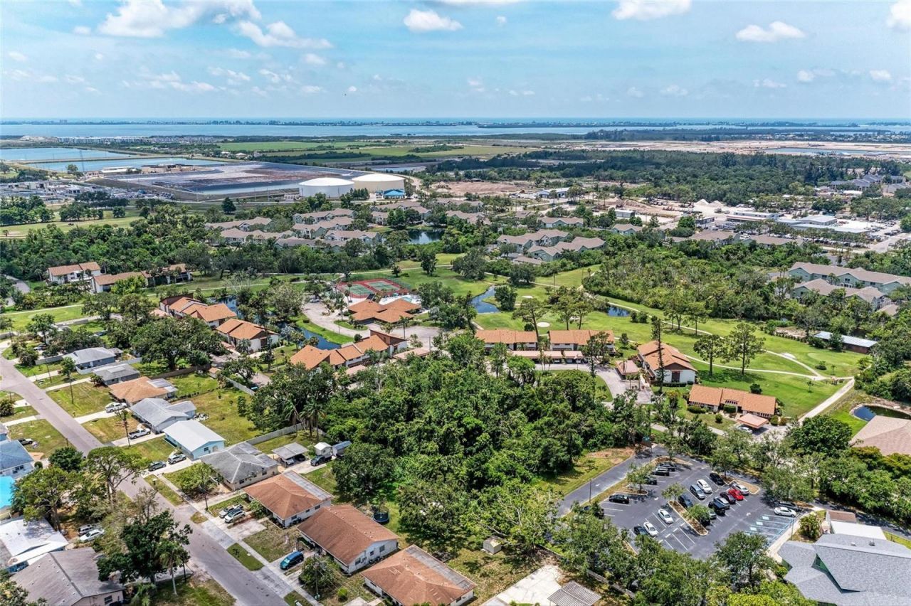 4644 Red Maple Road, Unit 1303, Bradenton, FL 34210 Photo