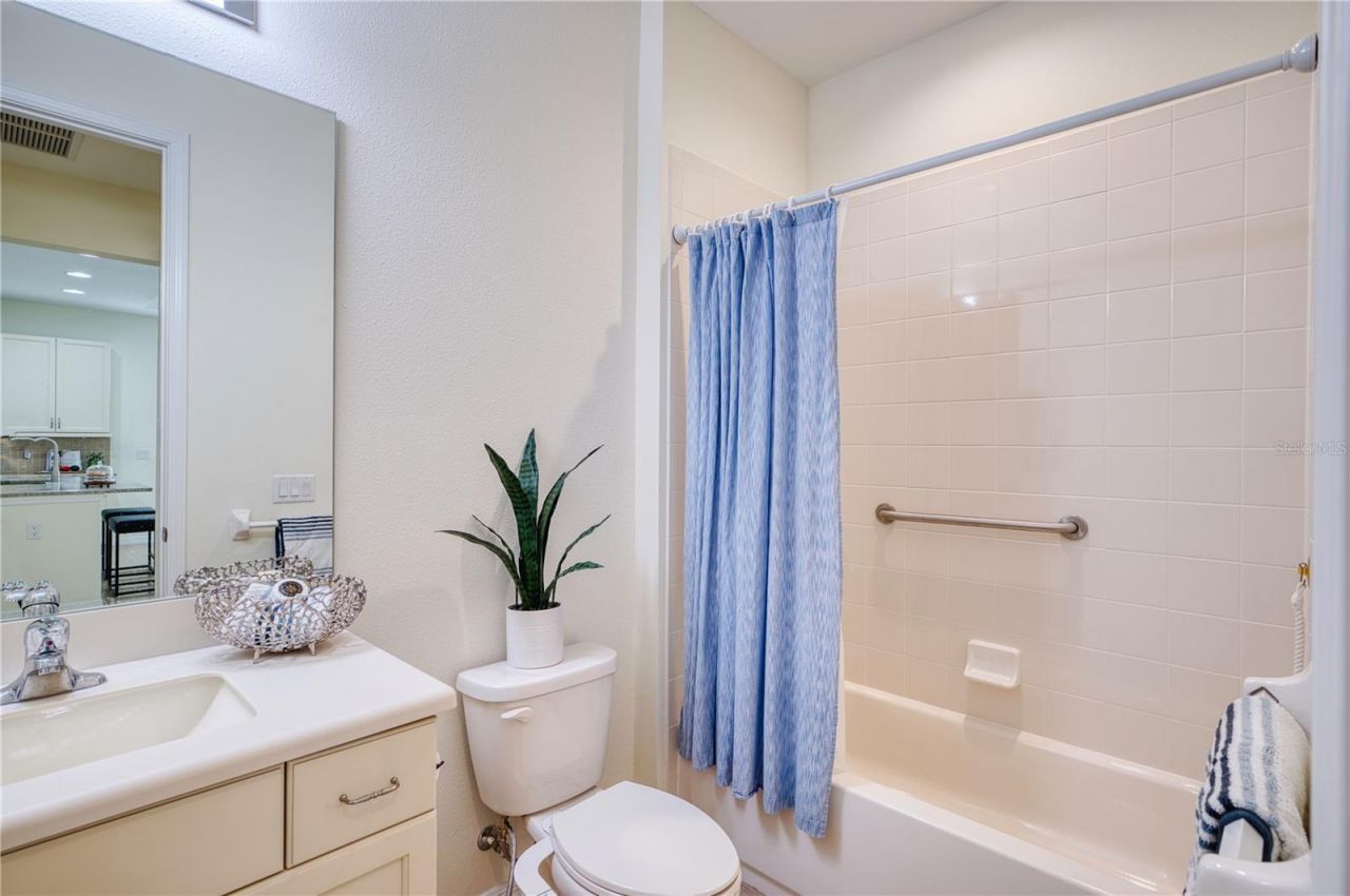 2945 Trustee Avenue, Sarasota, FL 34243 Photo