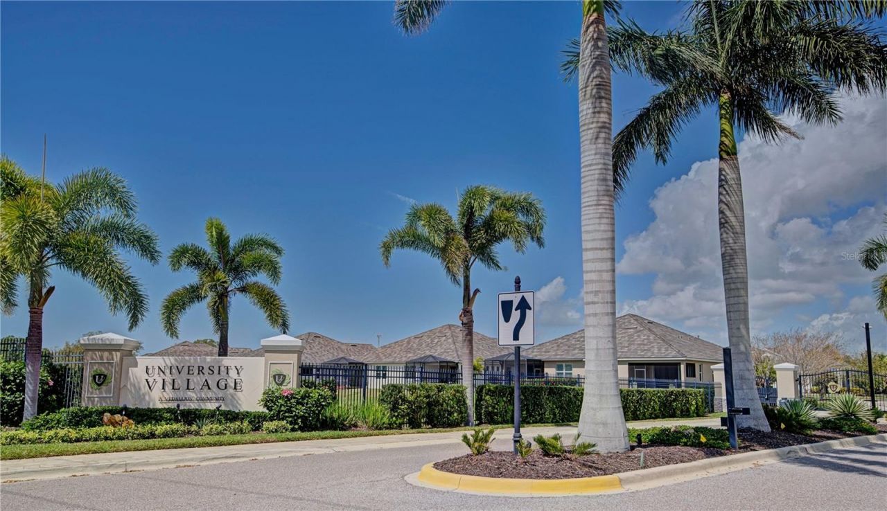 2945 Trustee Avenue, Sarasota, FL 34243 Photo