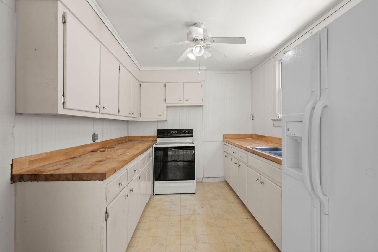 309 Padgett Loop Photo 11