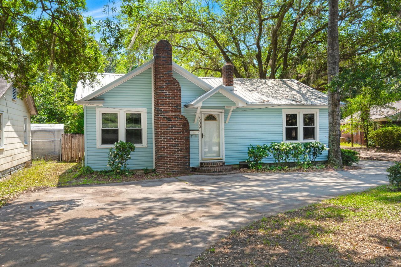 309 Padgett Loop Photo 2