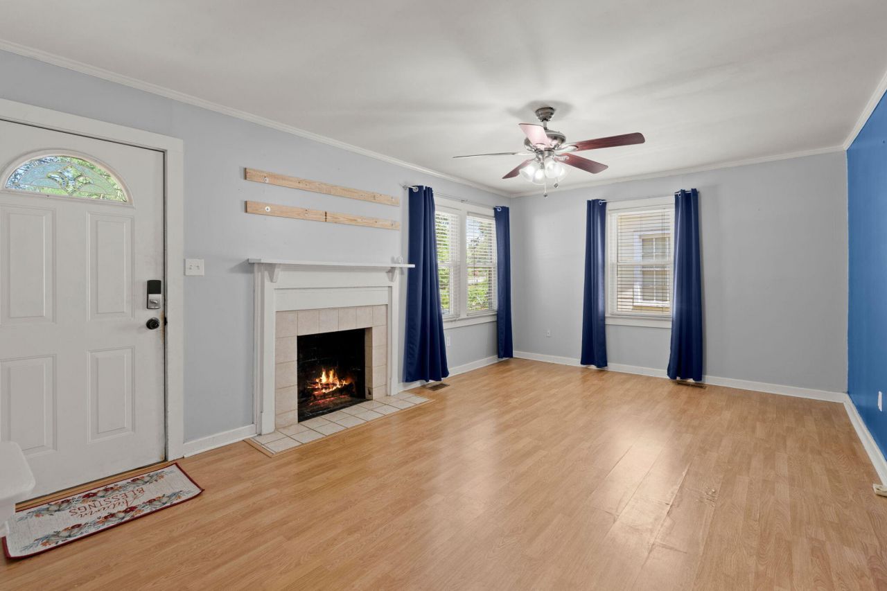 309 Padgett Loop Photo 5