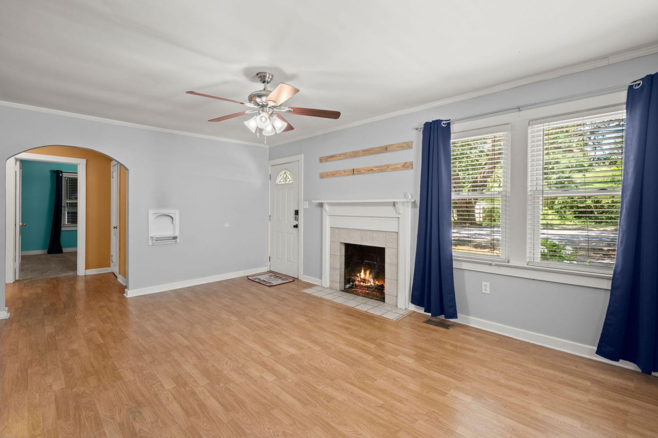 309 Padgett Loop Photo 8