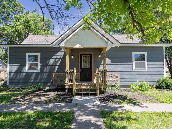 901 N 9th Street, Neodesha, KS 66757
