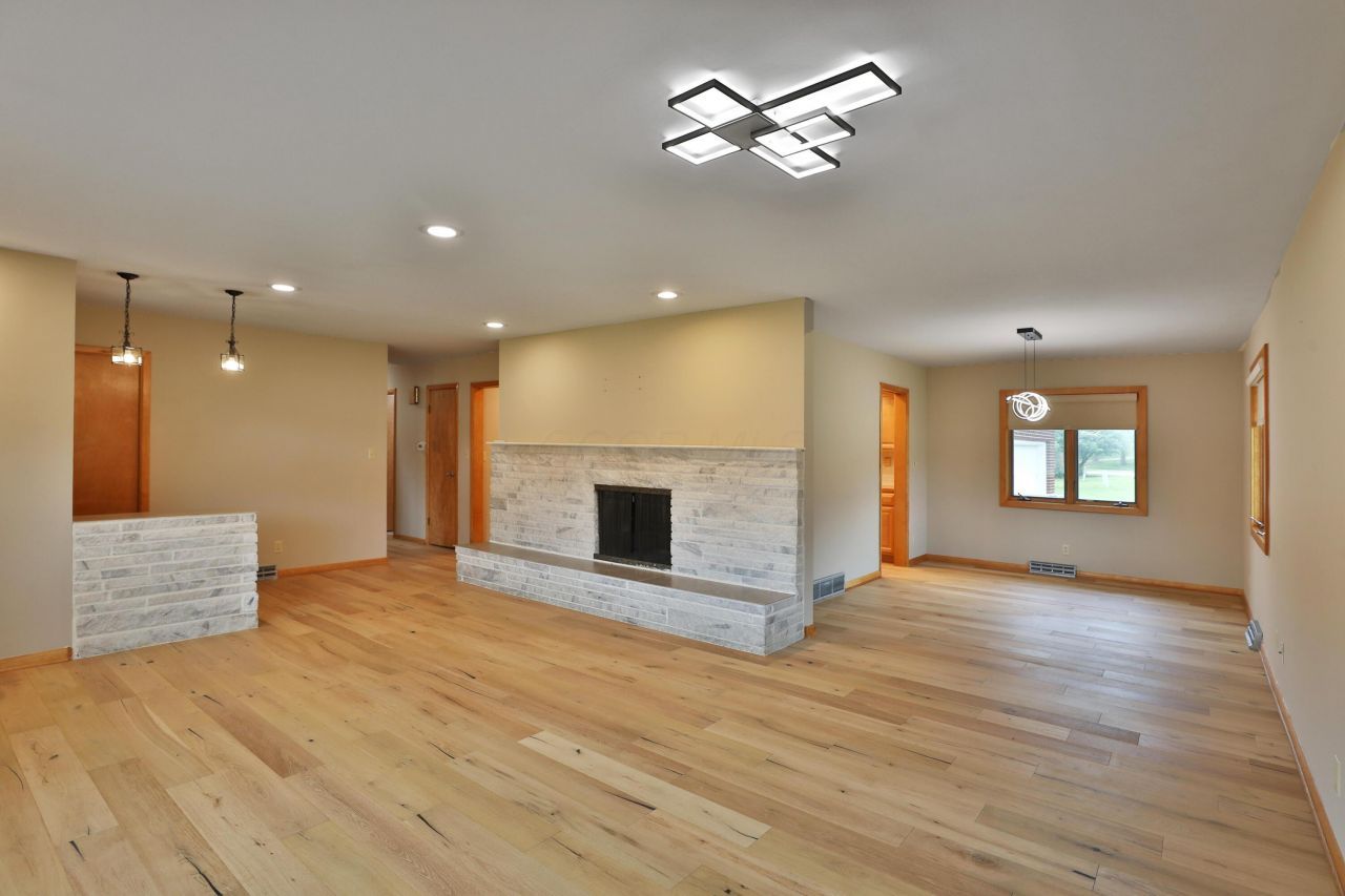 465 W Schrock Road, Westerville, OH 43081 Main Photo