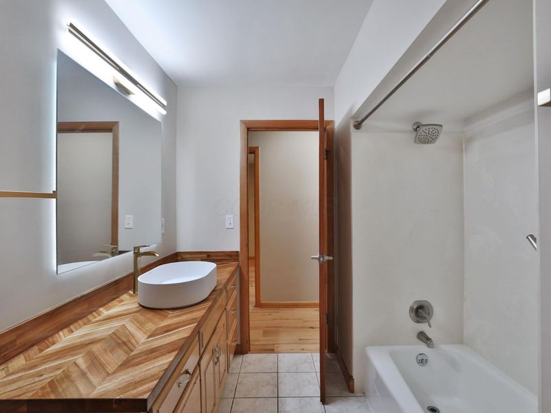 465 W Schrock Road, Westerville, OH 43081 Photo 24
